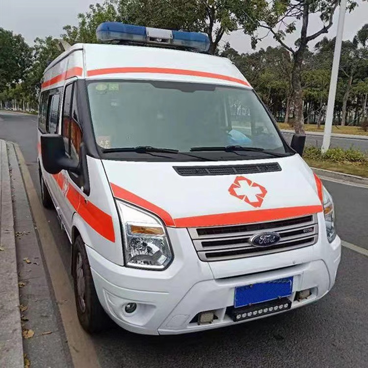 三道镇用途不同，救护车装备标准也不同